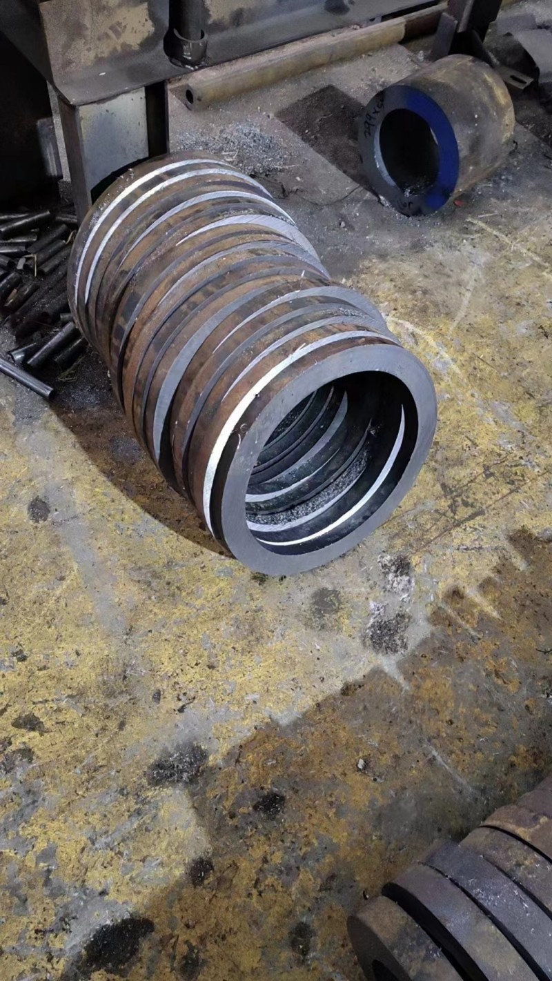 樟树樟树樟树30CrMo无缝钢管切割